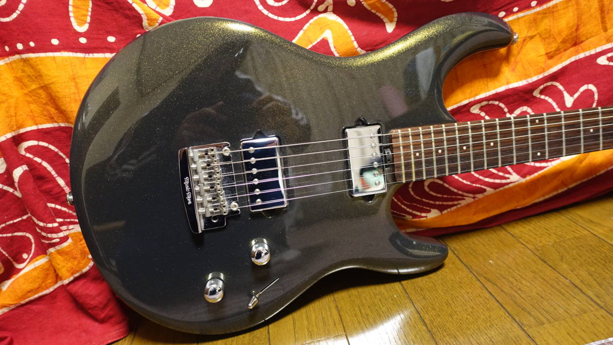 【限定値下げ!】 MUSIC MAN LUKE 3 HH OLIVE GOLD Rosewood Neck Musicman III ローズウッドネック TOTO スティーブ・ルカサー_画像3