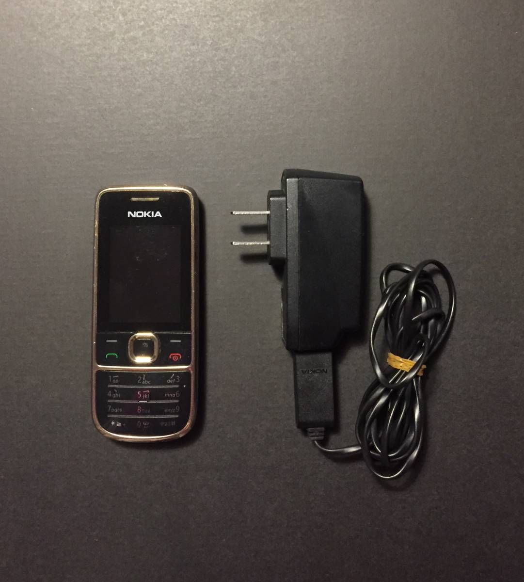 NOKIA Nokia * Junk foreign use galake-*2700C* charge set * battery missing * postage 230 jpy ~