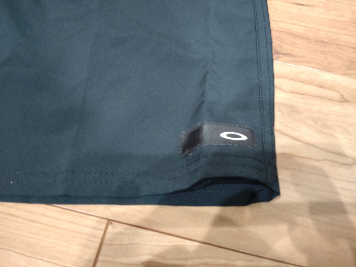 OAKLEY　オークリー　サーフパンツ ショートパンツ 水着 ボードショーツ ハーフパンツ サーフショーツ　スイムパンツ　スイムウェア_画像2