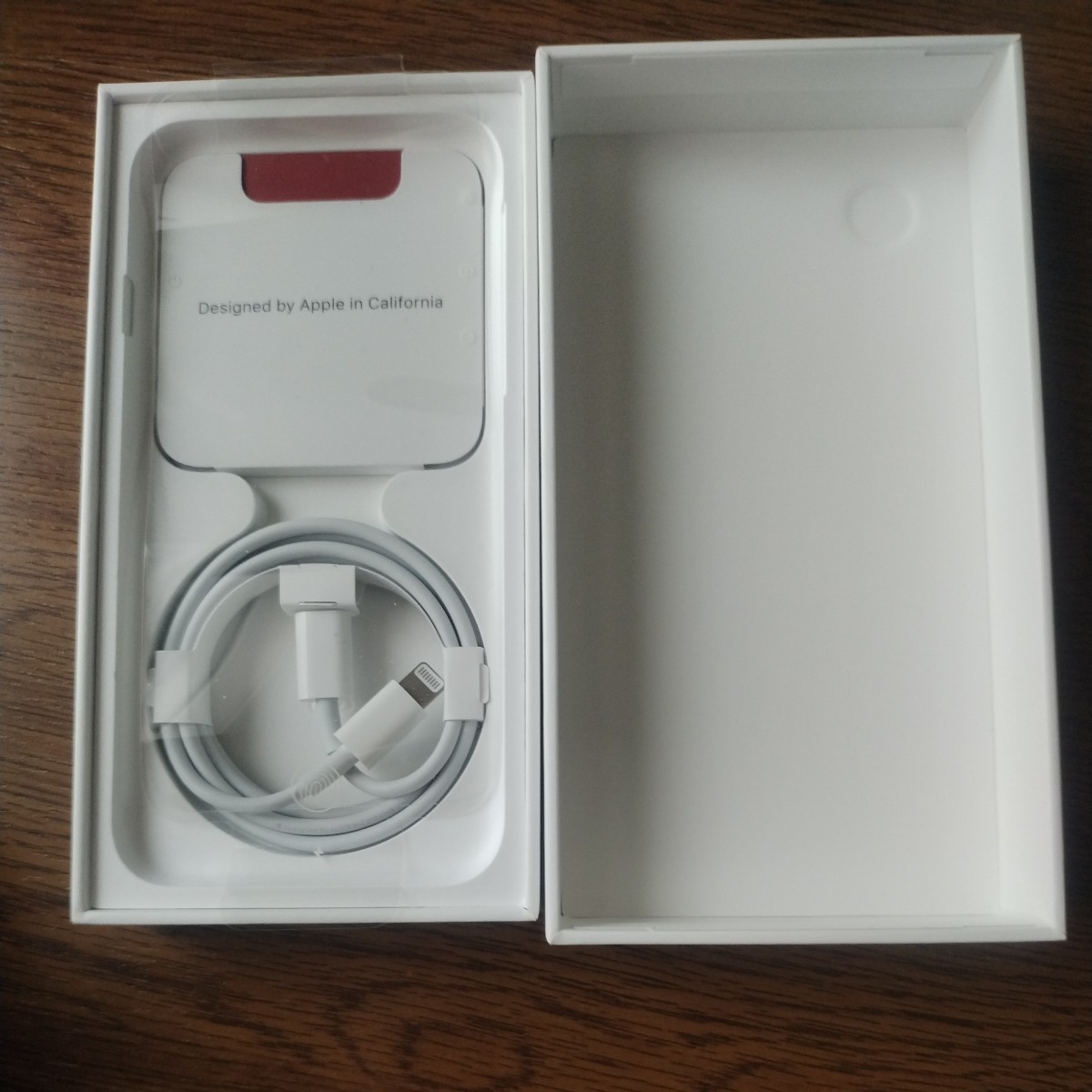 iPhoneSE 第3世代 RED 128GB MODEL A2782 IMEI 354532195255231 美品