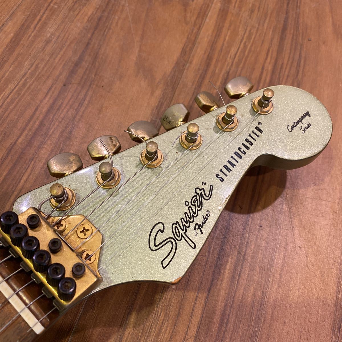 コレクター放出品】Squier by Fender エレキギター フェンダー