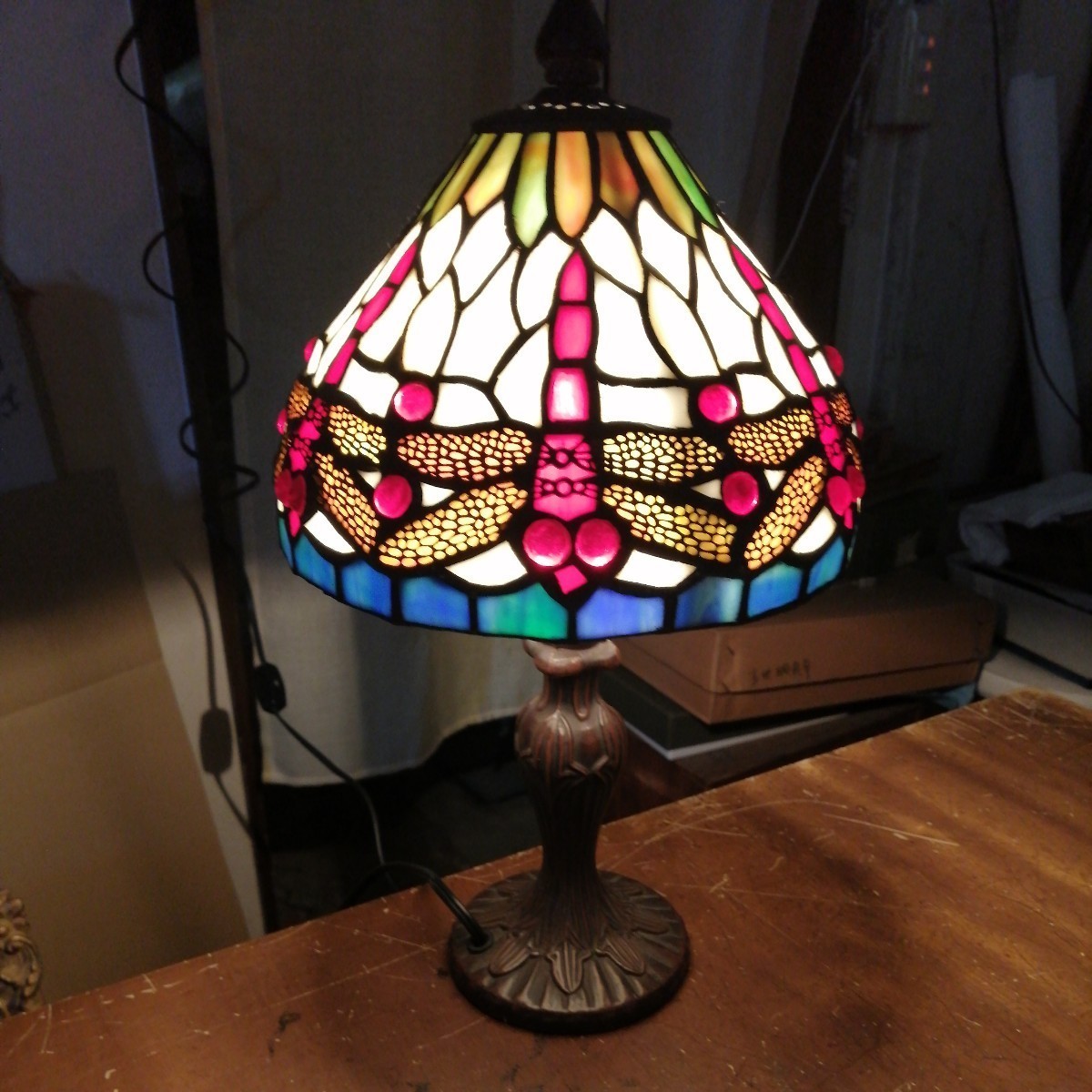 ステンドグラスランプ 蜻蛉 トンボ ランプ ステンドグラス 灯り 照明