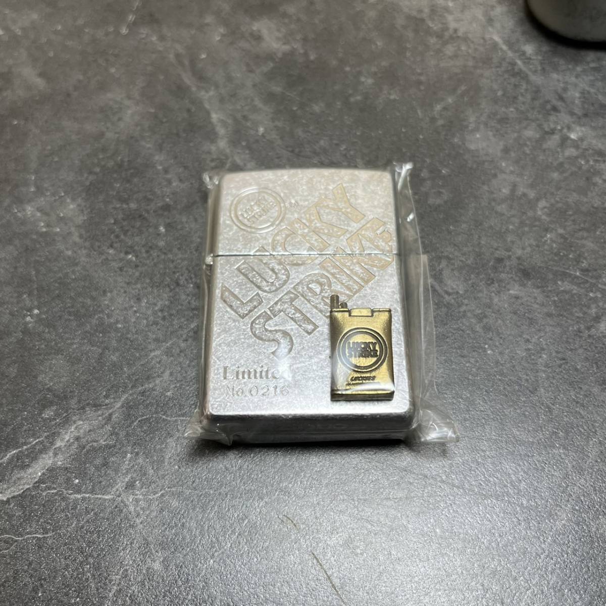 ☆ZIPPO ジッポー LUCKY STRIKE ラッキーストライク LIMITED EDITION