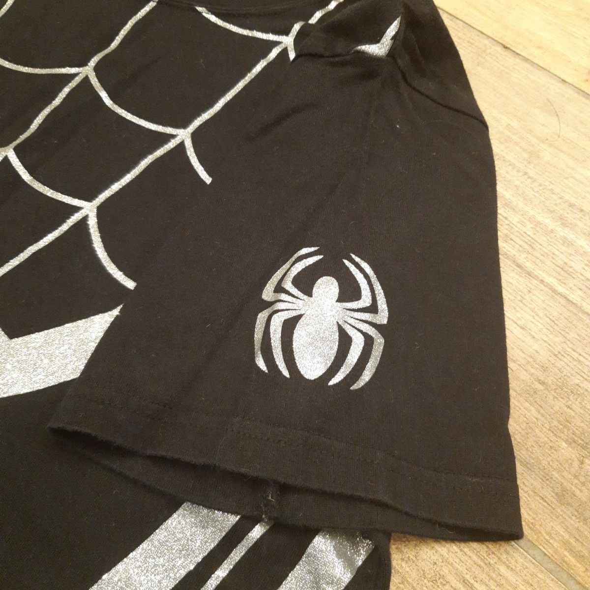 MERMVE マーベル Tシャツ　スパイダーマン　ユニバーサルスタジオジャパン