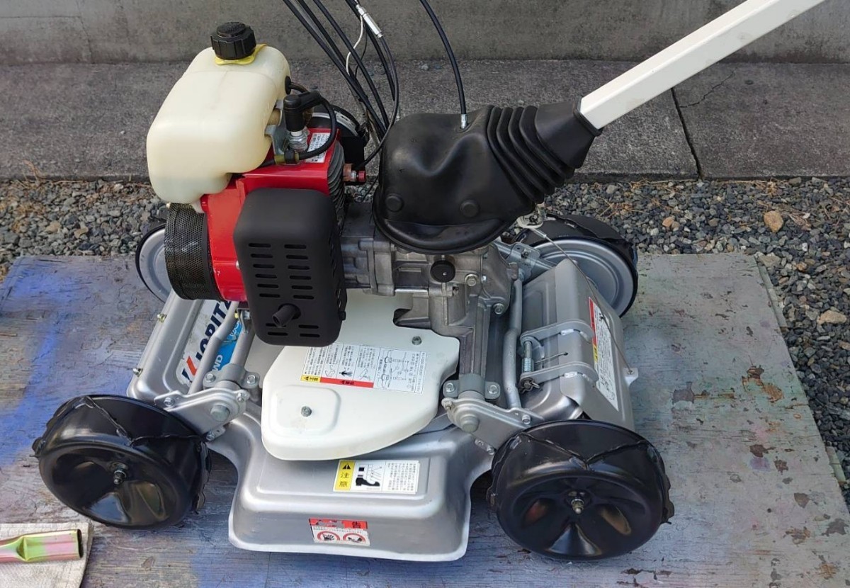 共立 AZ850B 草刈機 スパイダーモア 刃新品 | www.annugeo.com