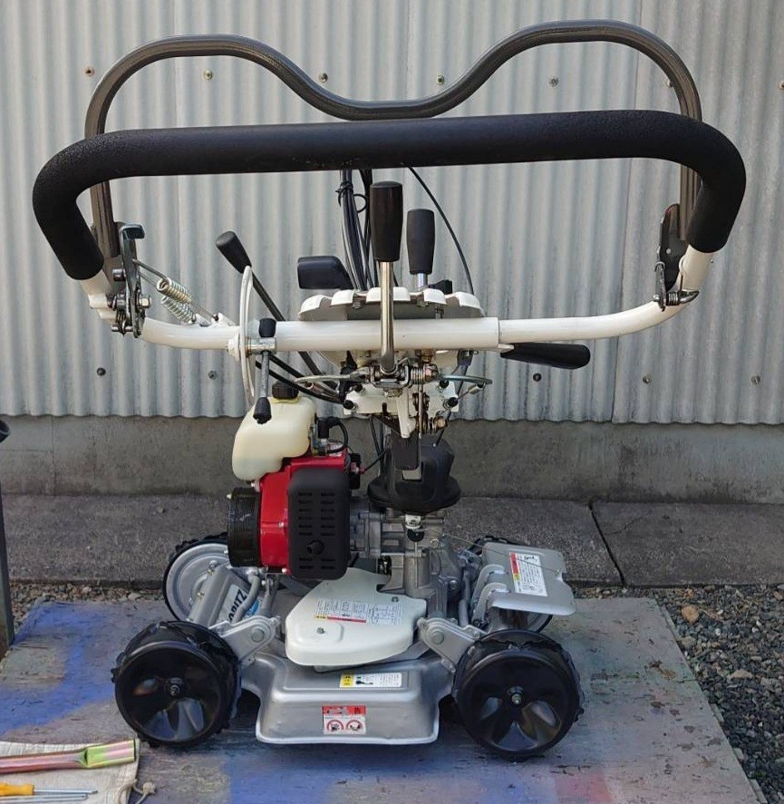 共立 AZ850B 草刈機 スパイダーモア 刃新品 | www.annugeo.com