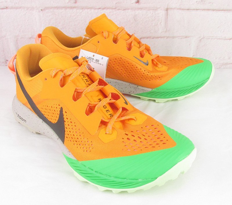 MYF14019 NIKE ナイキ エアズーム テラカイガー 6 スニーカー CJ0219-800 US9.5/27.5cm 未使用