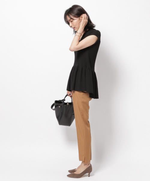 未使用 佐田真由美さん着 BARNYARDSTORM バックステップヘムパンツCA