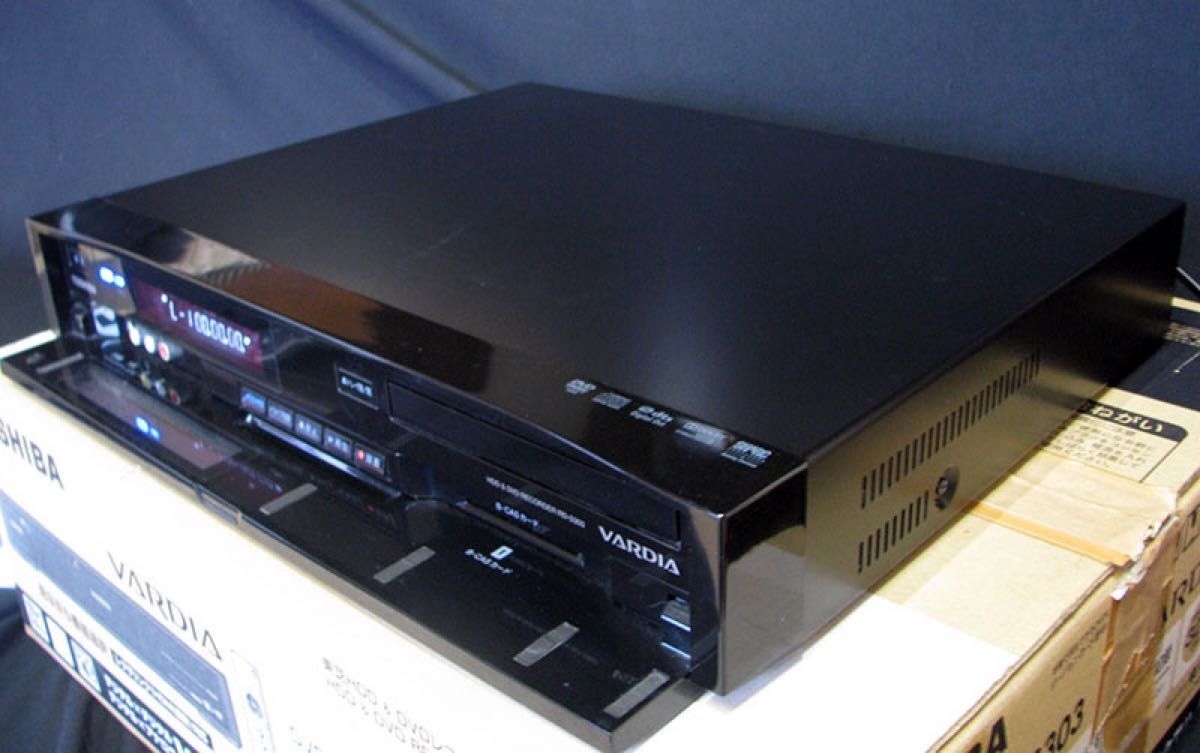 TOSHIBA HDDレコーダー VARDIA RD-S303 2TB HDD換装済 取説 元箱 TOSHIBA HDDレコーダー VARDIA RD-S303 2TB HDD換装済 取説 元箱