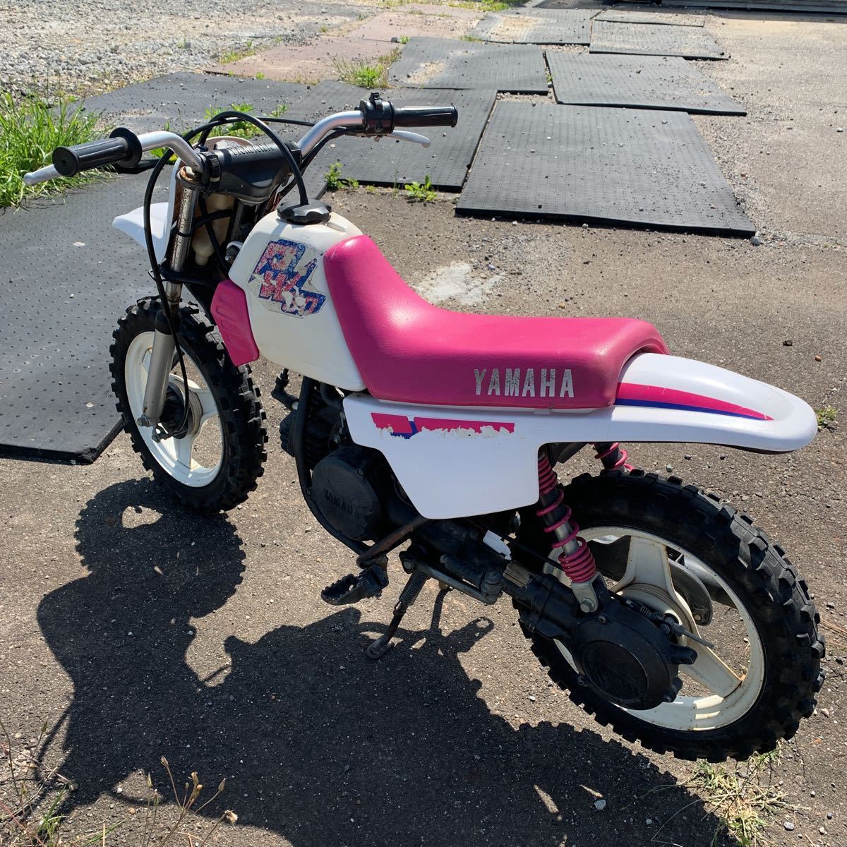 ヘルメット付き YAMAHA ヤマハ pw50 モトクロス キッズバイク オフ