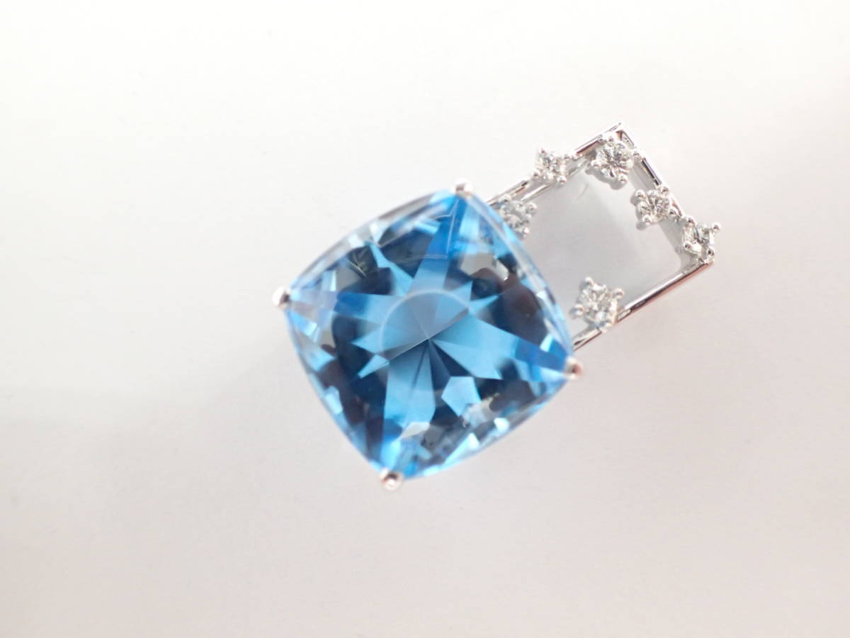  прекрасный товар tasaki Tasaki Shinju K18WG голубой топаз 14.61ct diamond итого 0.14ct дизайн подвеска с цепью 