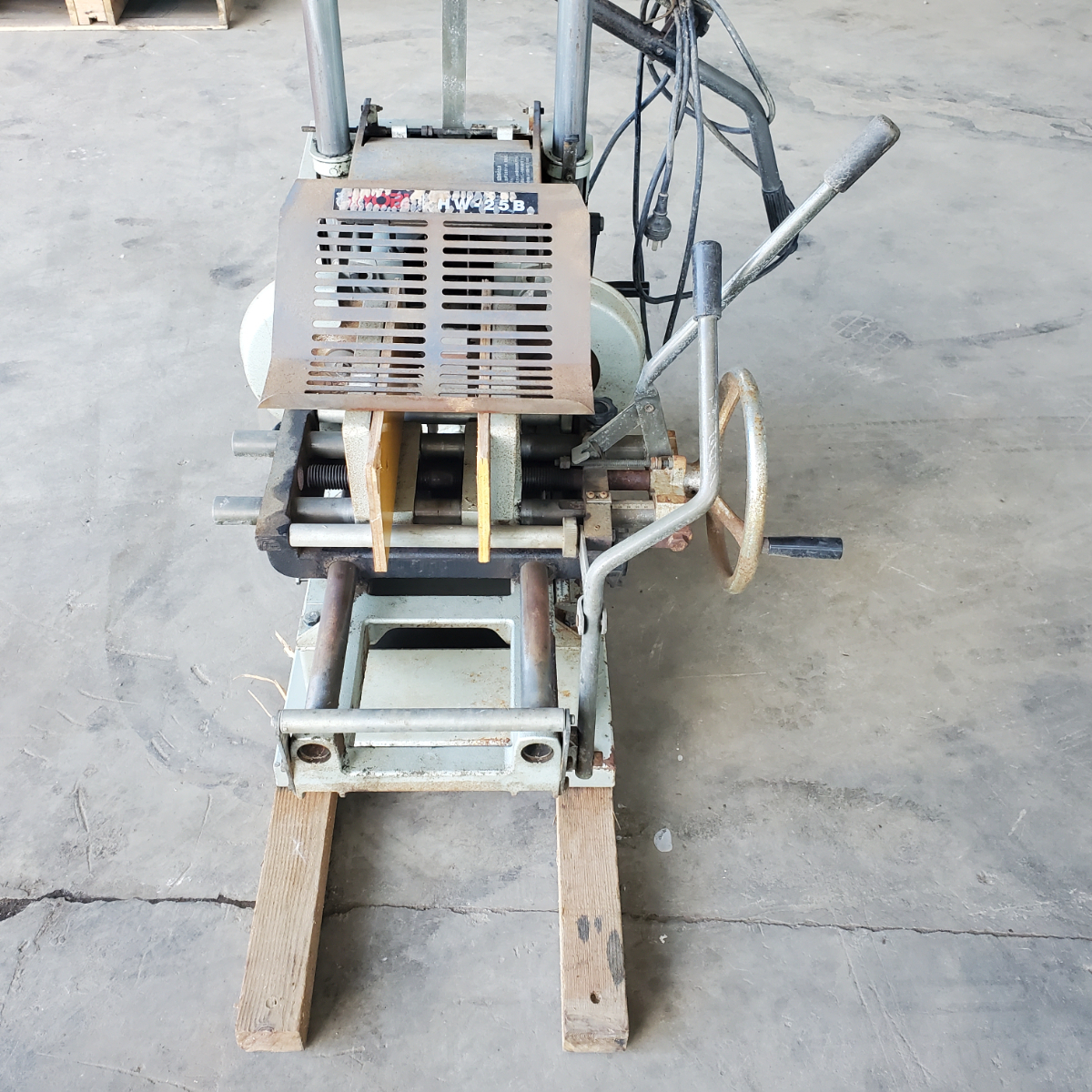 引き取り希望 RYOBI ほぞ取り HW-25B 200V ほぞ切り ほぞきり 引き取り希望 RYOBI ほぞ取り HW-25B 200V ほぞ切り ほぞきり