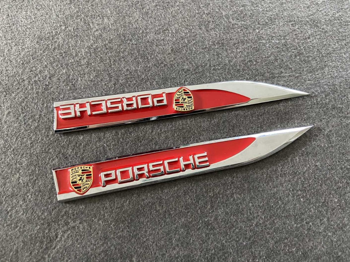 ★ポルシェ PORSCHE★レッド★ 金属ステッカー エンブレム デカール 2枚セット 3D 立体 車用装飾 両面テープで取付簡単_画像1