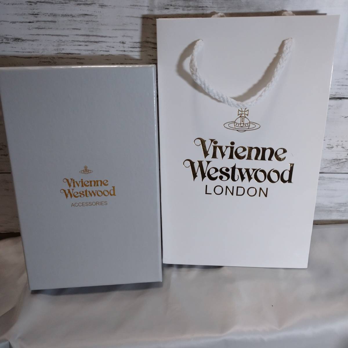 新品未使用Vivienne Westwood 長財布 55vv329 ブラック|Yahoo 新品未使用Vivienne Westwood 長財布 55vv329 ブラック|Yahoo