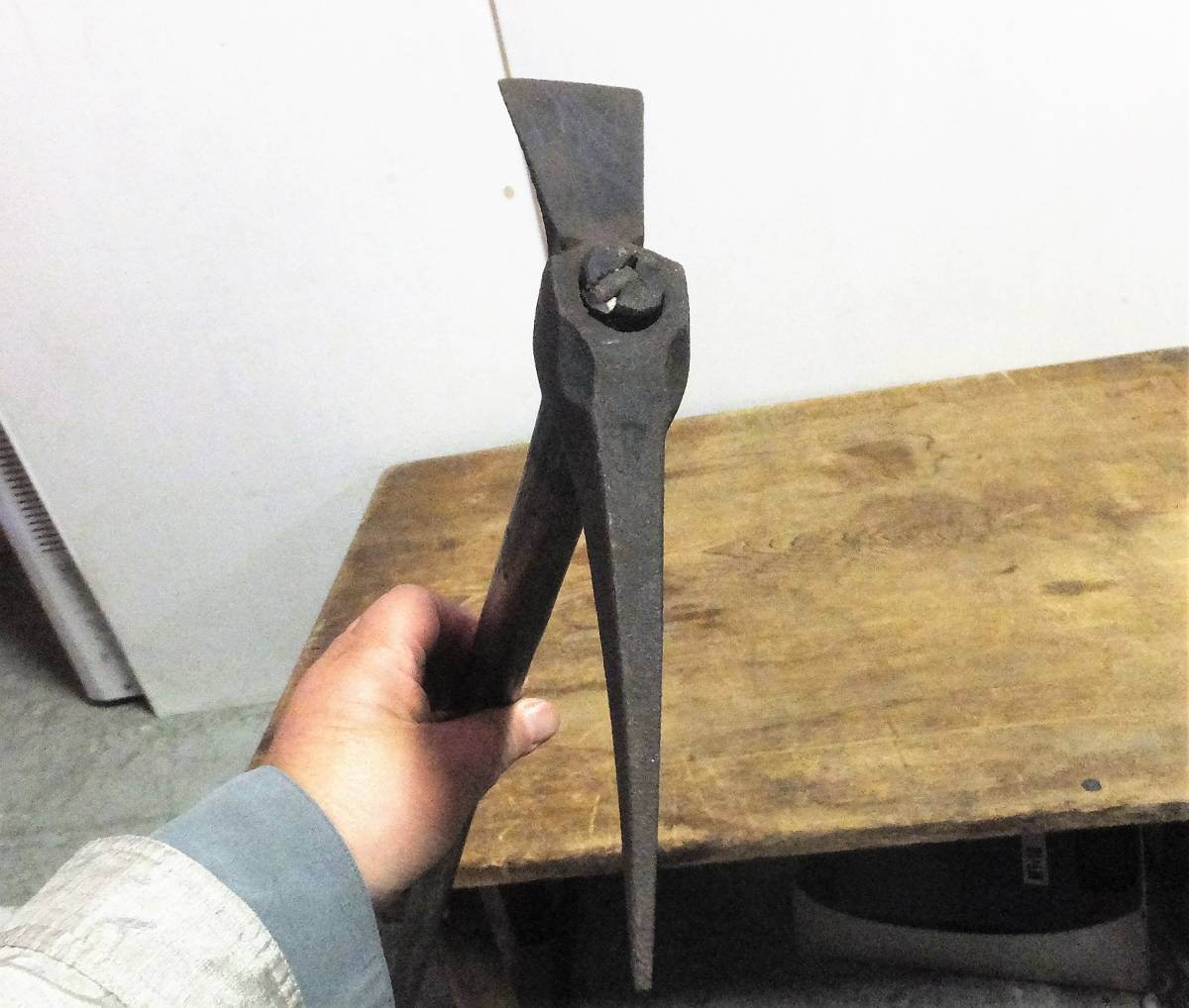^.-85 ледоруб старый . товар времена предмет tsuru - si альпинизм инструмент уличный длина 97cm самая большая ширина 4cm глубина 24cm вес 820g