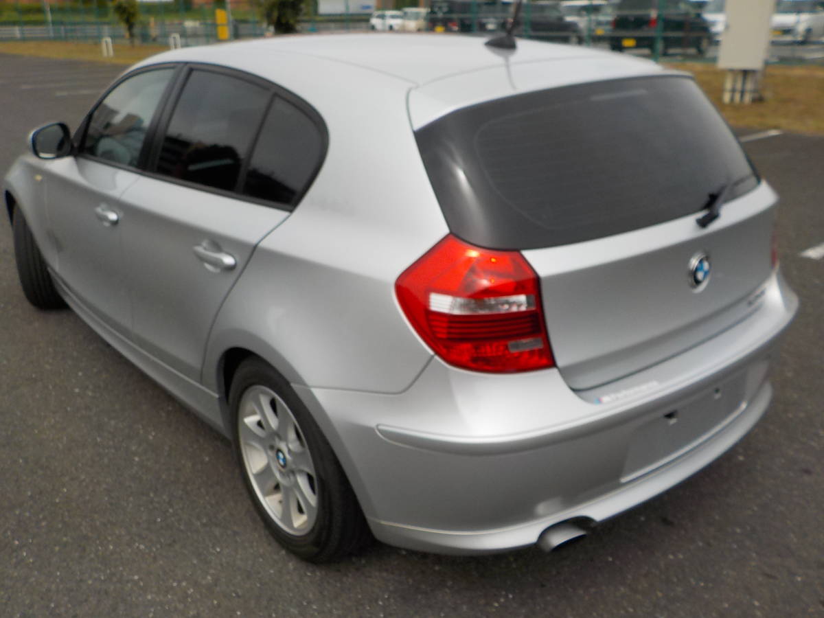 BMW 1シリーズ 120i 平成22年式 UD20 スマートキー パワーシート ETC アルミ 内外装とても綺麗な状態です！ 修復歴なし！の画像4