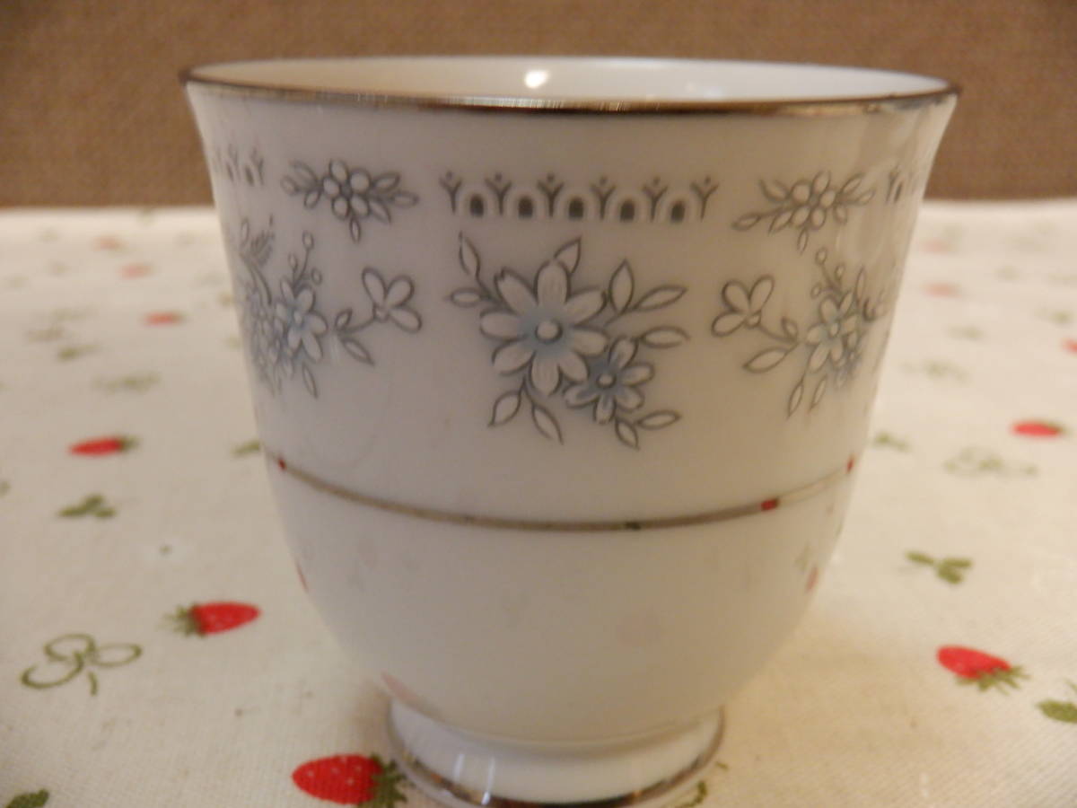 C5 昭和レトロ NORITAKE『ノリタケ(コンテンポラリー) 銀彩 淡い C5 昭和レトロ NORITAKE『ノリタケ(コンテンポラリー) 銀彩 淡い