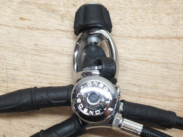 AQUALUNG アクアラング レギュレーター LEGEND レジェンド AQUALUNG アクアラング レギュレーター LEGEND レジェンド