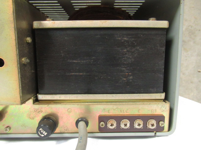 YAESU 八重洲無線 FL-2100B リニアアンプ アマチュア無線 ヤエス YAESU 八重洲無線 FL-2100B リニアアンプ アマチュア無線 ヤエス