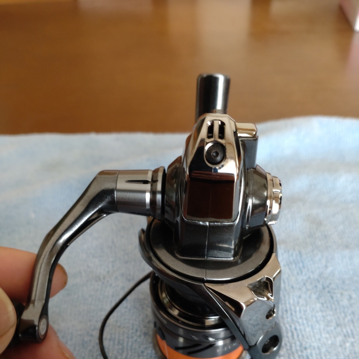 SHIMANO シマノ 21 コンプレックス XR C2000 F4 使用回数少なめ