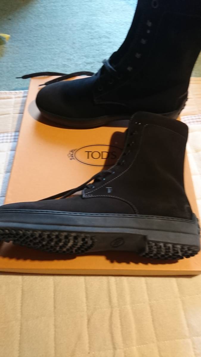 TOD\'S short boots ( unused ) suede (DARK BROWN) size 7( approximately 26cm)