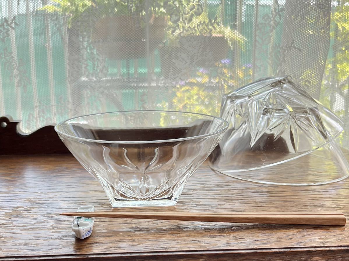 アデリア ガラス鉢 3客 昭和レトロ 素麺鉢 プレスガラス 未使用品 サラダボウル 石塚硝子の画像1
