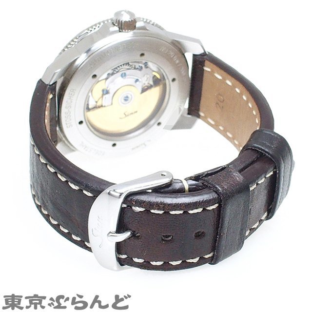 101666225 ジン Sinn モデル 104 パイロットウォッチ 104.ST.SA SS レザー デイデイト 腕時計 メンズ 自動巻_画像3