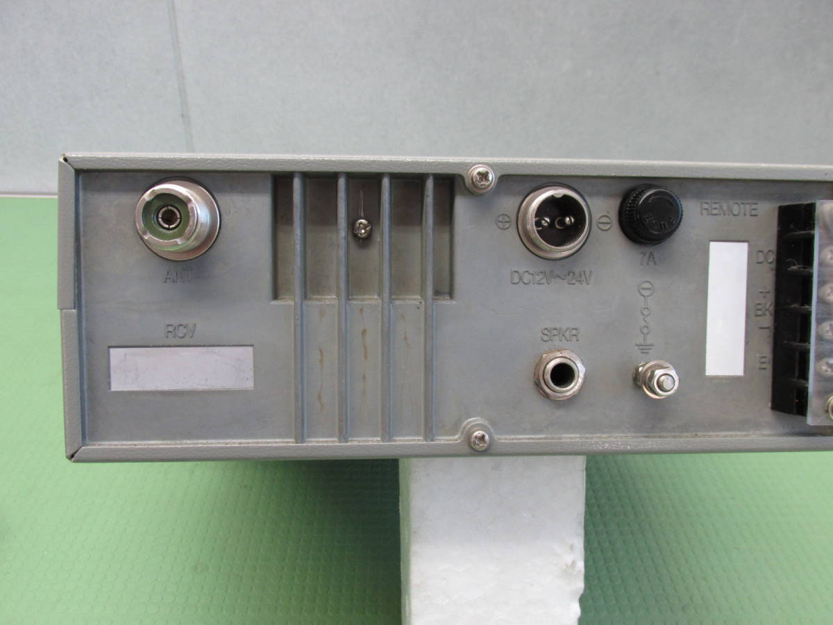 フルノ FURUNO DR-82 27MHz 1W DSB 漁業無線機 新スプリアス登録適合 フルノ FURUNO DR-82 27MHz 1W DSB 漁業無線機 新スプリアス登録適合