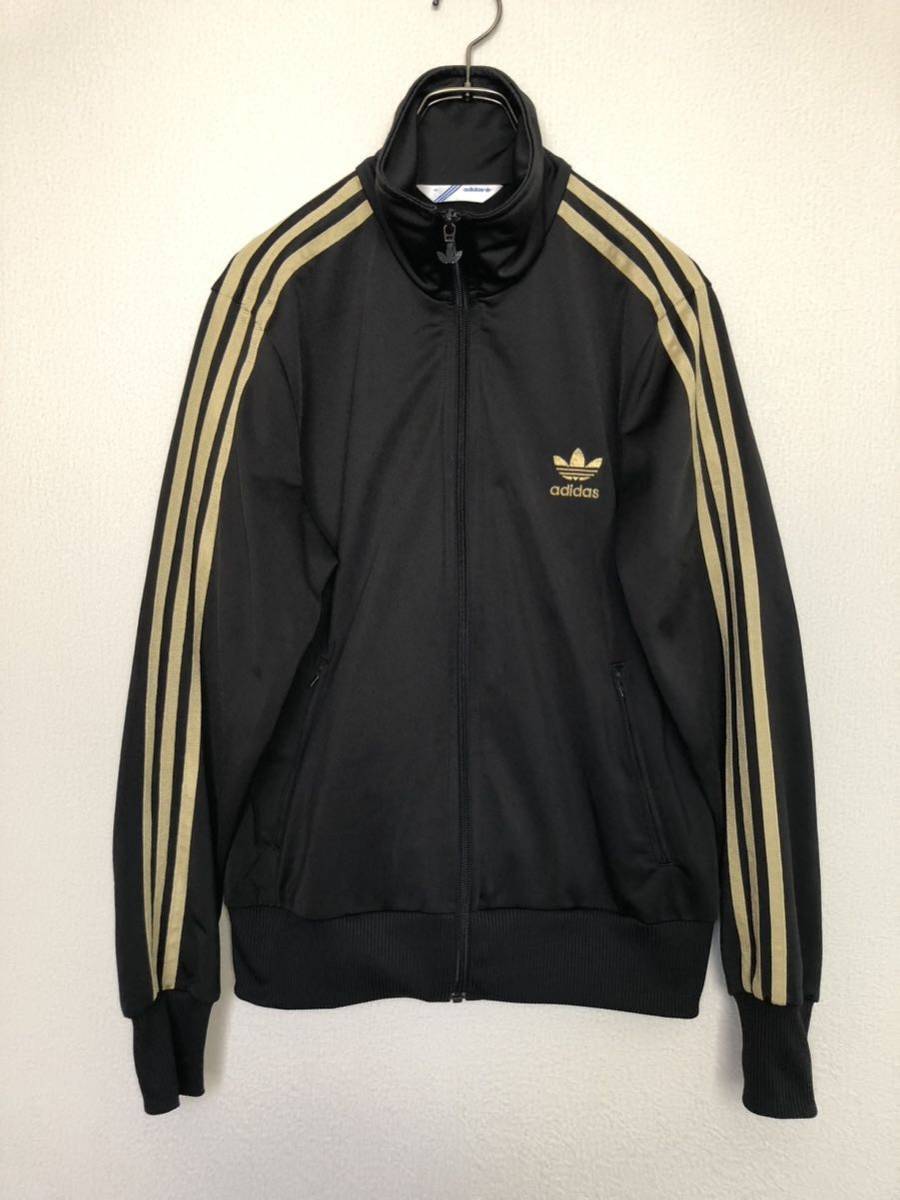 adidasオリジナルス トラックジャケット トラックトップ ジャージ 黒金