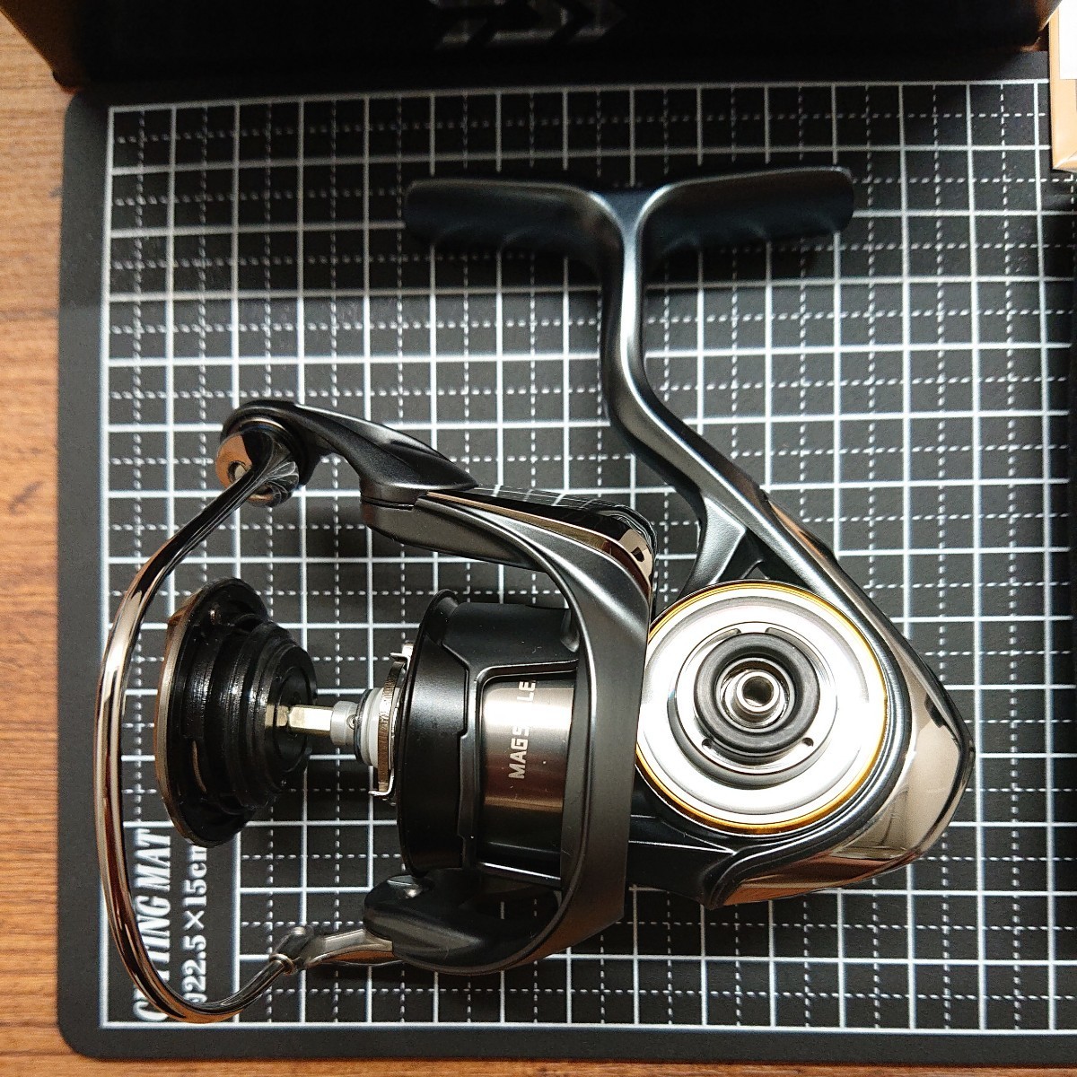 未使用 Daiwa ダイワ 23AIRITY 23エアリティ LT2500S ボディ 【ライト