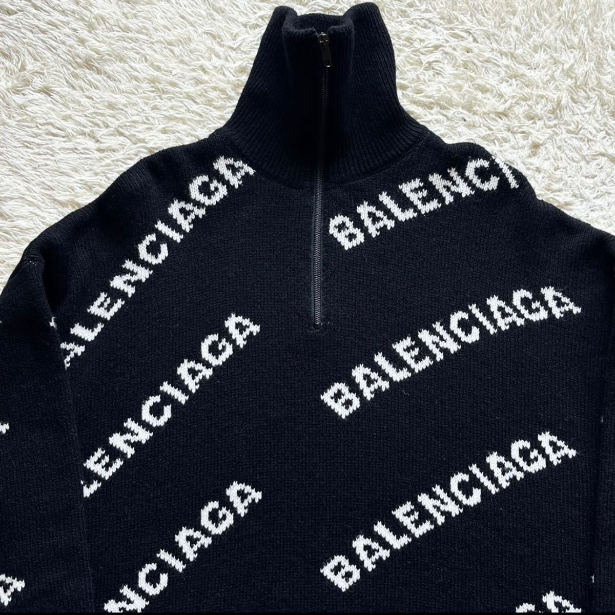 美品/BALENCIAGAバレンシアガ ハイネック 総柄ロゴ ハーフジップ