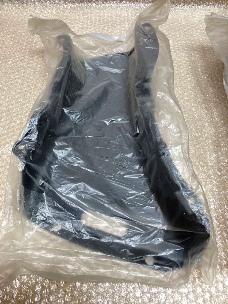 未使用 希少 製廃 BNR32 日産純正 ブレーキ エアガイド 左右セット