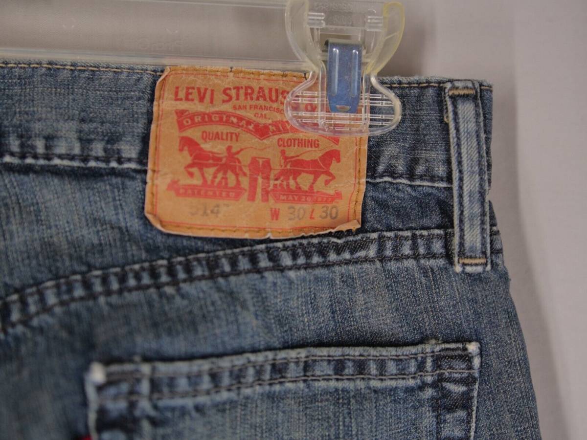 Levi's  Straight Fit Jeans  x  海外 即決