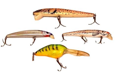 Fishing Lures Lot of 4 Bass Fishing Tackle Crankbait 海外 即決