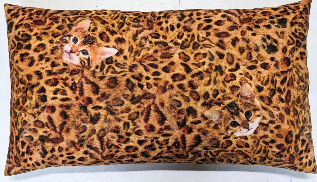 ベンガル猫柄シルク綿巻そば殻枕