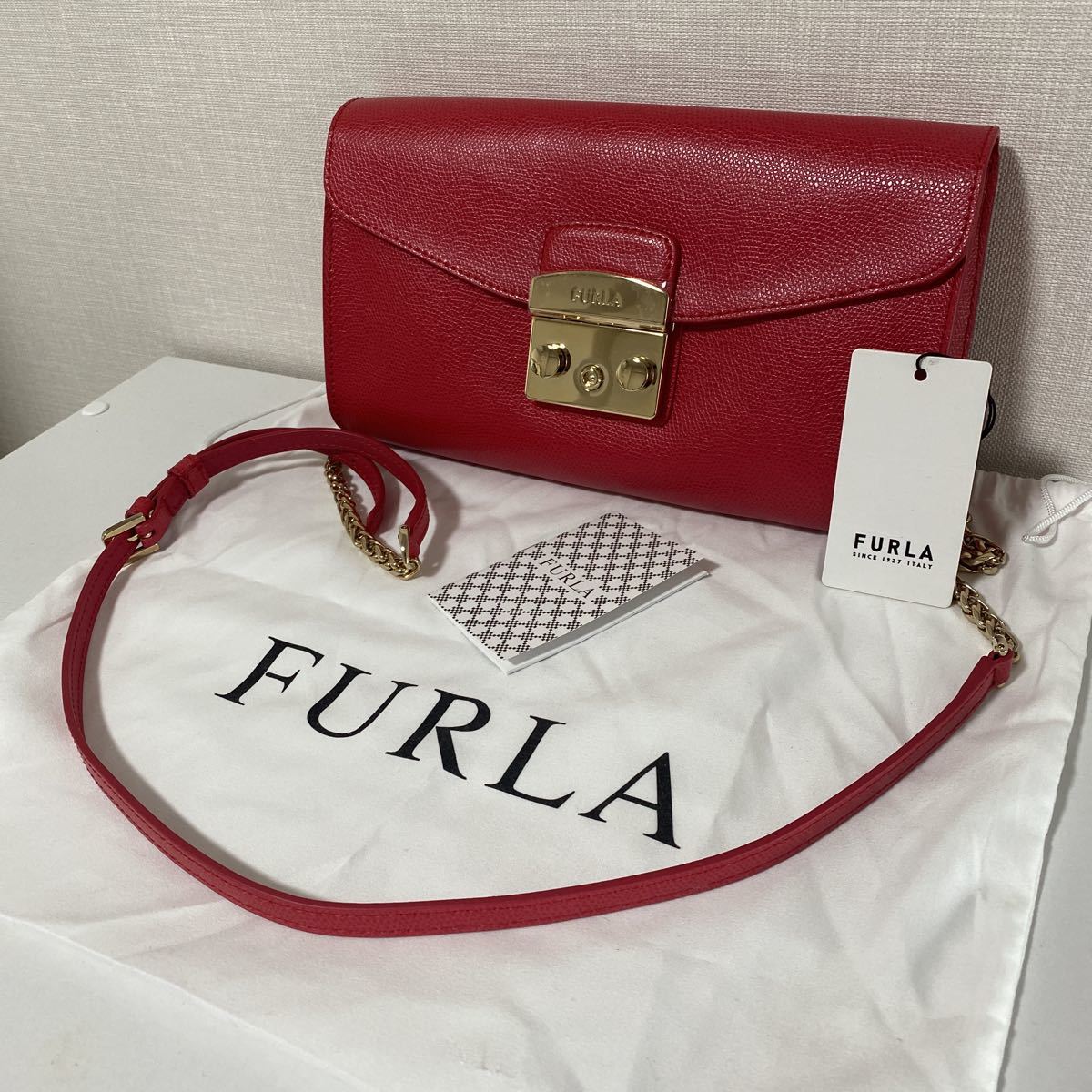 美品】 ☆新品☆定価50,600円☆FURLA(フルラ)/Metropolis POCHETTE