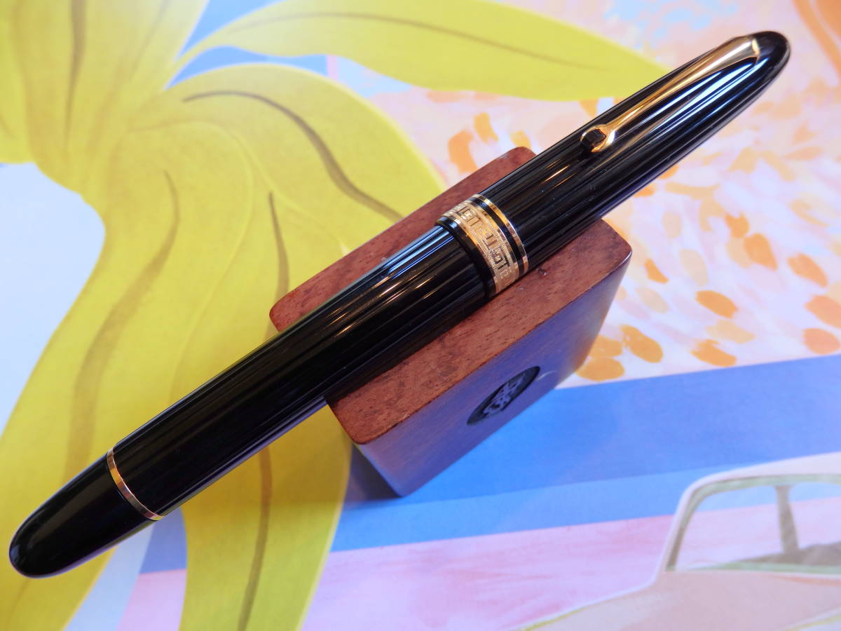 *[ unused . close ]OMAS Omas black GT piston fi ring fountain pen pen .:18K750 solid Gold F degree 