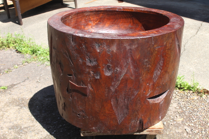 即決□太鼓胴の臼【マツ材】餅つき□松□径60×43cm□正月□木製 無垢材