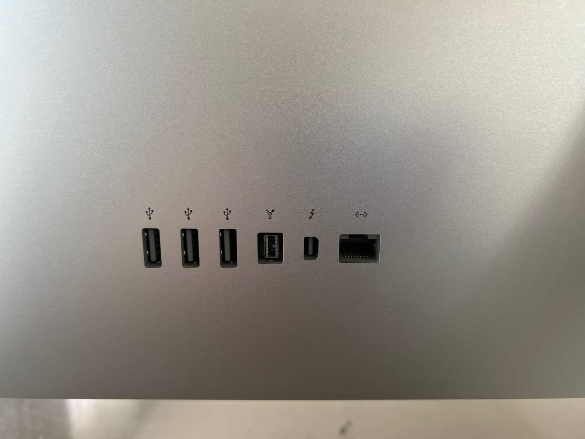 Apple純正 Thunderbolt Display 27inchとThunderbolt2から3への Apple純正 Thunderbolt Display 27inchとThunderbolt2から3への