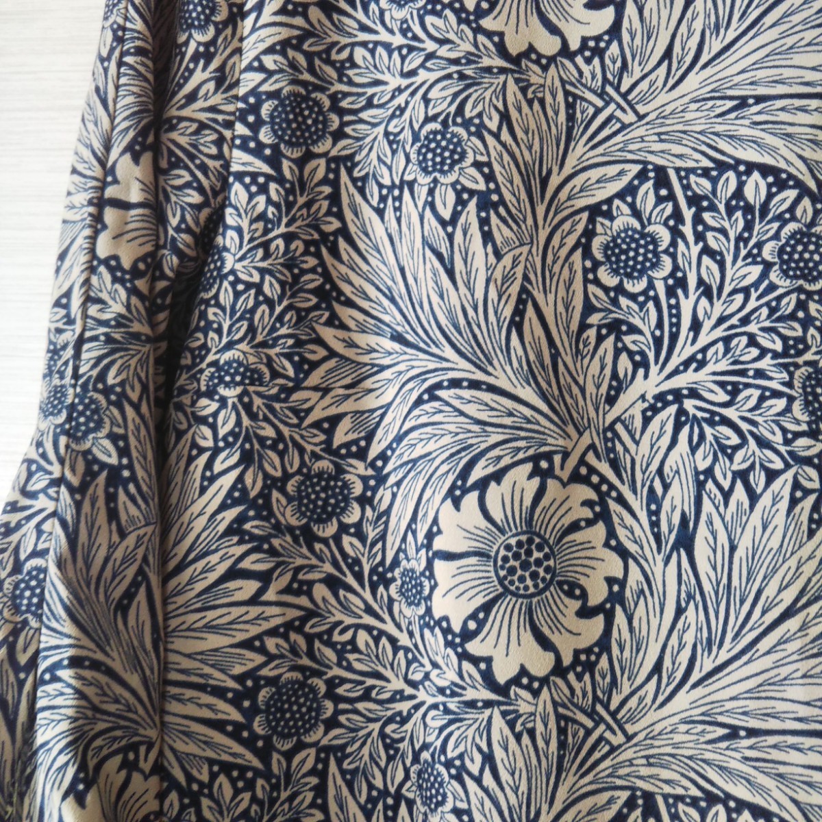 William Morris x H&M 袖口リボン チュニック ワンピース サイズ6/US 青 マリーゴールド 新品の画像2