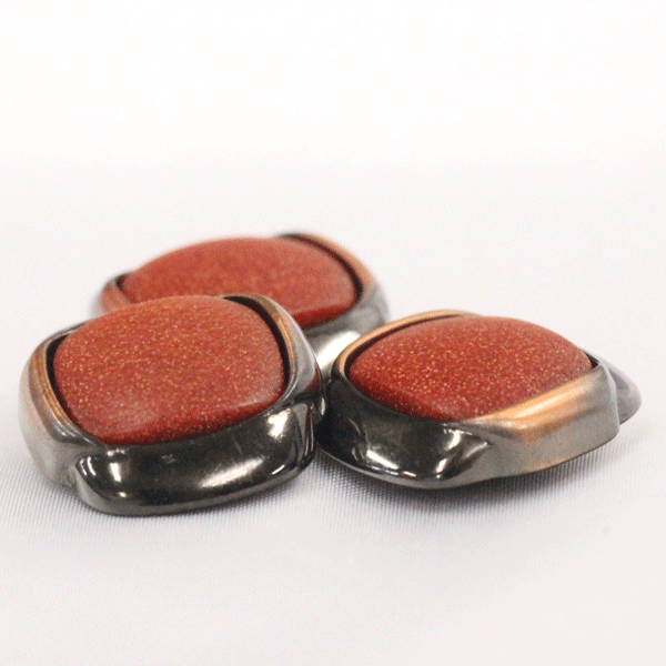 昔のボタン 15ｍｍ レッド ANT8873 昭和30年代からの専門店用の高級ボタン