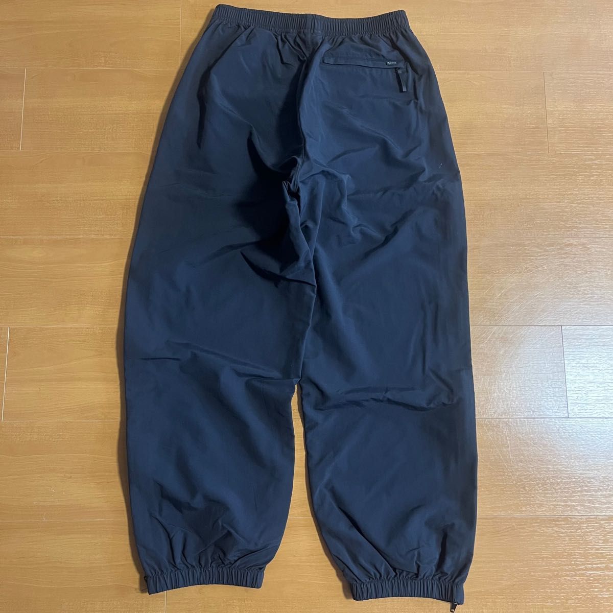 S supreme 23ss Full Zip Baggy Warm Up Pant フルジップ バギー S supreme 23ss Full Zip Baggy Warm Up Pant フルジップ バギー