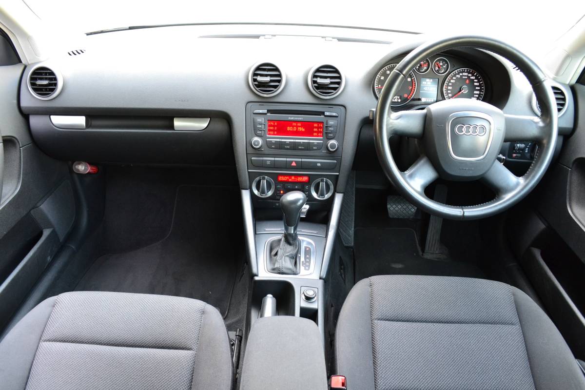 [ beautiful car ] complete dealer maintenance H21 model Audi A3 Sportback 1.4T FSI[ inspection 32/6 long time period ] I screw white /7 speed AT/16 -inch after market AW/ no smoking / Tokyo 