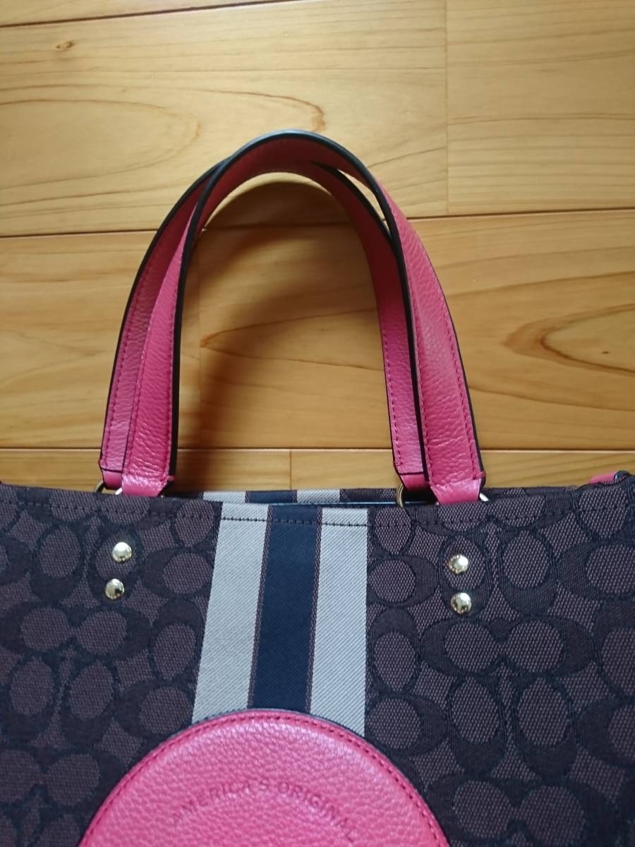 コーチ COACH OUTLET コーチアプトレット デンプシー トート 40 コーチ COACH OUTLET コーチアプトレット デンプシー トート 40