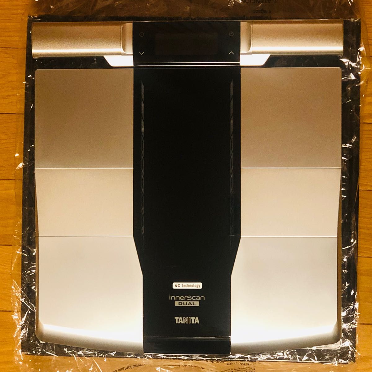 ほぼ新品】タニタ 左右部位別体組成計 インナースキャンデュアル RD