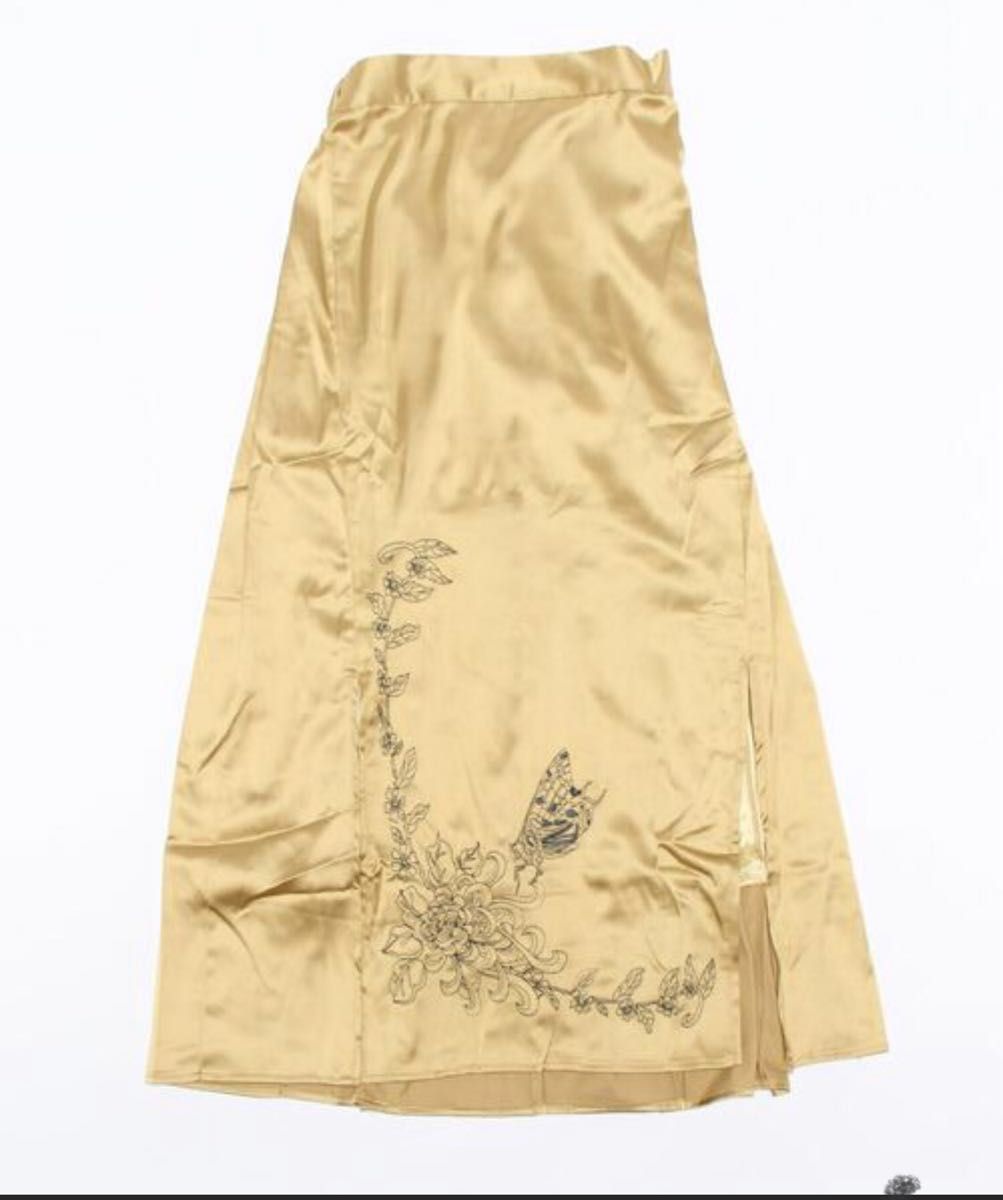 スカート aimohaオリジナル刺繍スリットプリーツスカート