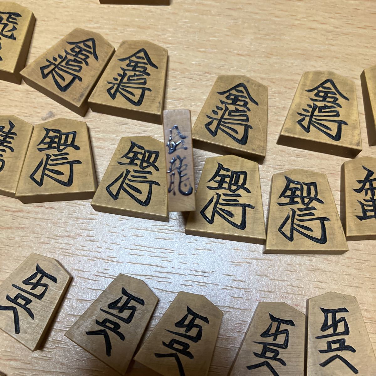 将棋駒 大山康晴名人サイン入り箱 昭和32年 金龍書 | gospelfm89.com.br