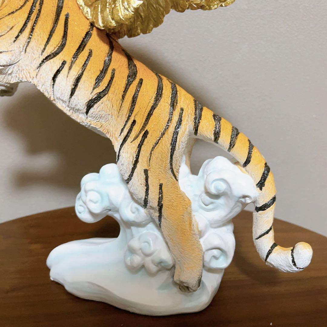 高級 ゴールドの翼の生えた虎の置物 オブジェ インテリア 雑貨 虎トラ 引越し祝い 羽 縁起物 風水 プレゼント 動物 彫刻 大きい 北欧_画像9