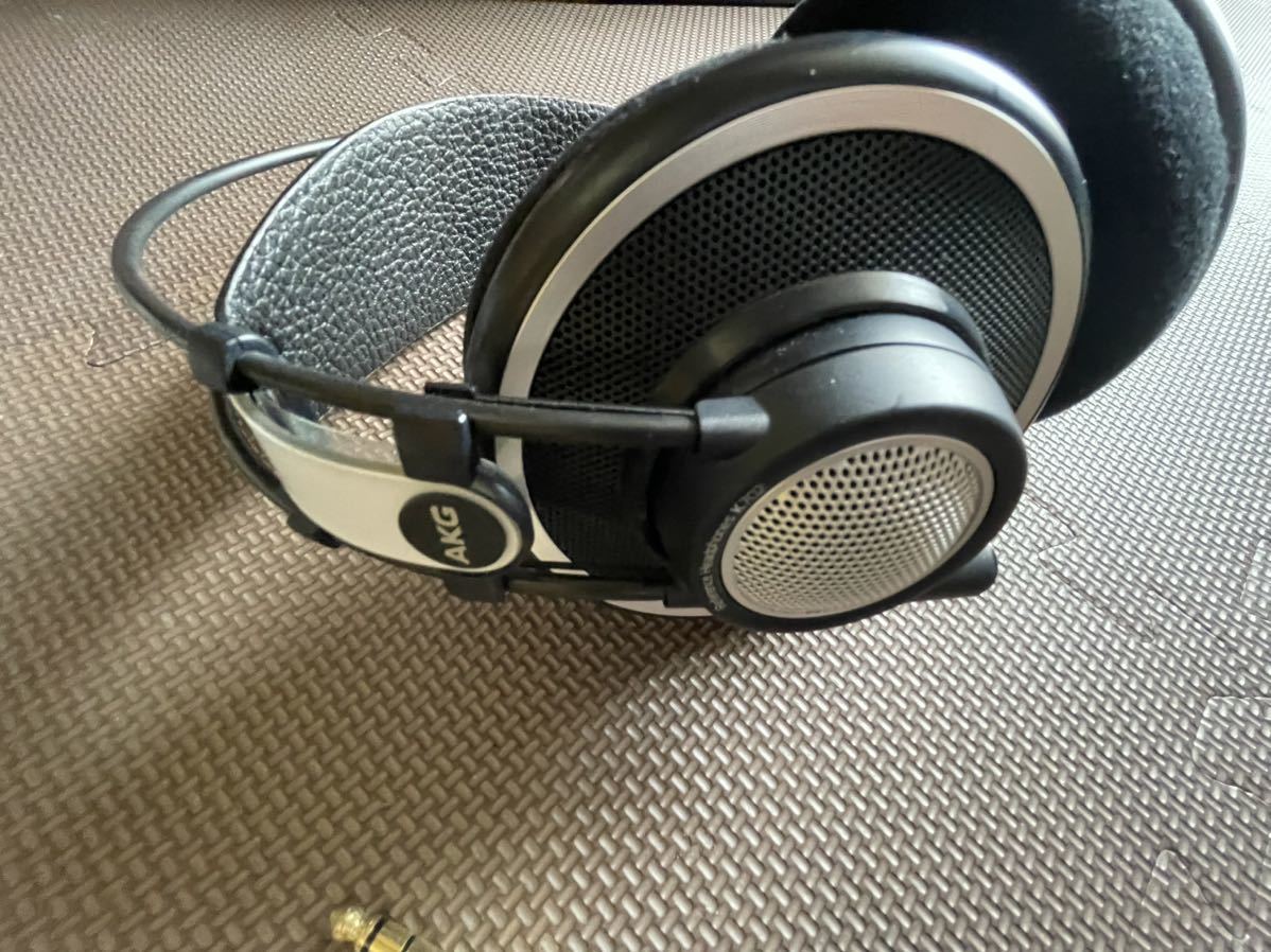 AKG セミオープン型ヘッドホン プロフェッショナルモニター K702
