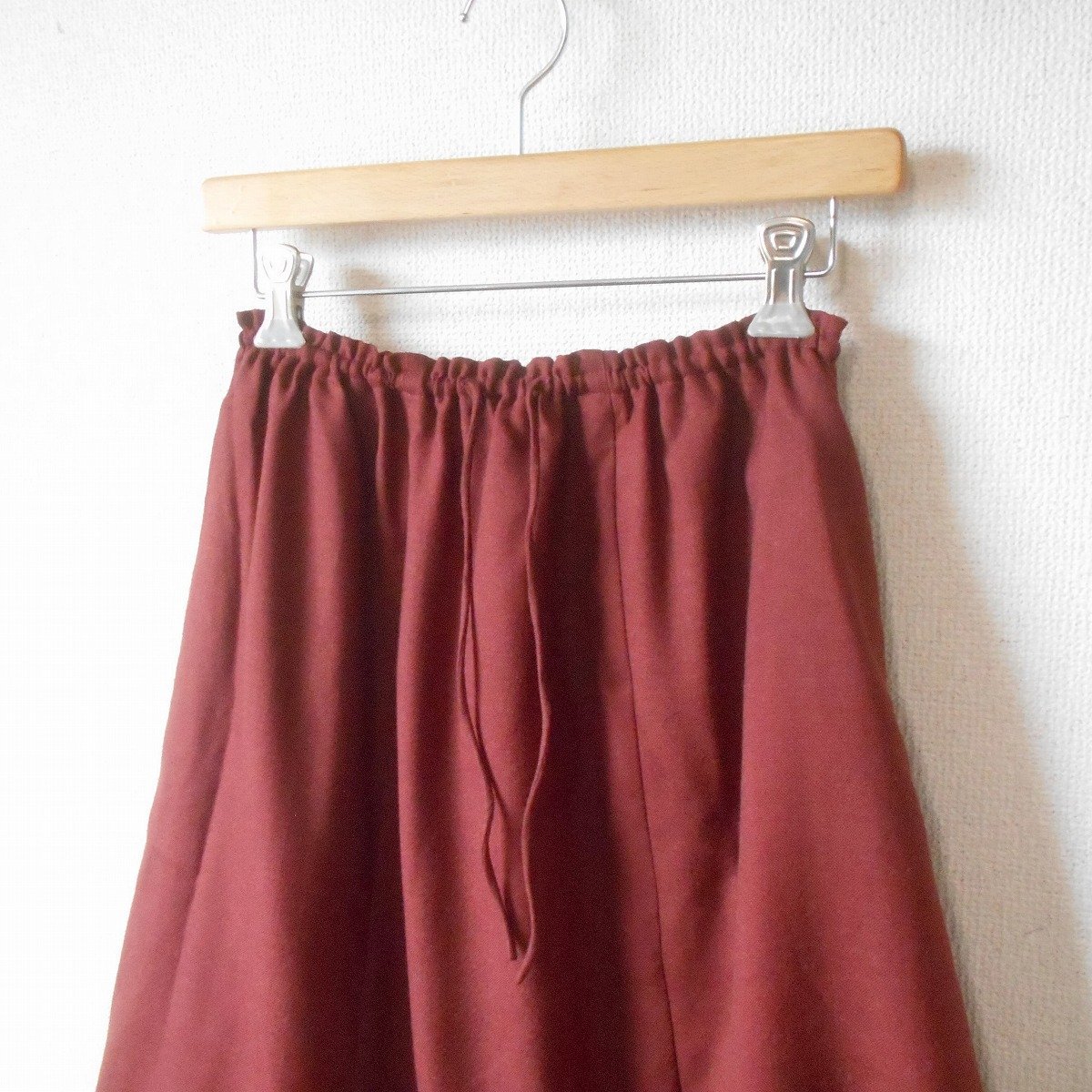 公式の 秋 春 スカート Chic Vintage WaR O HUG ハグオーワー 新品